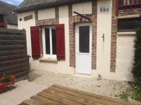 Maisonnette La Bienvenue, Traînel